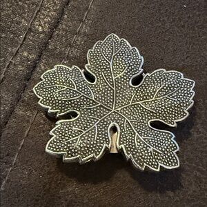 Silver Leaf scarf clip